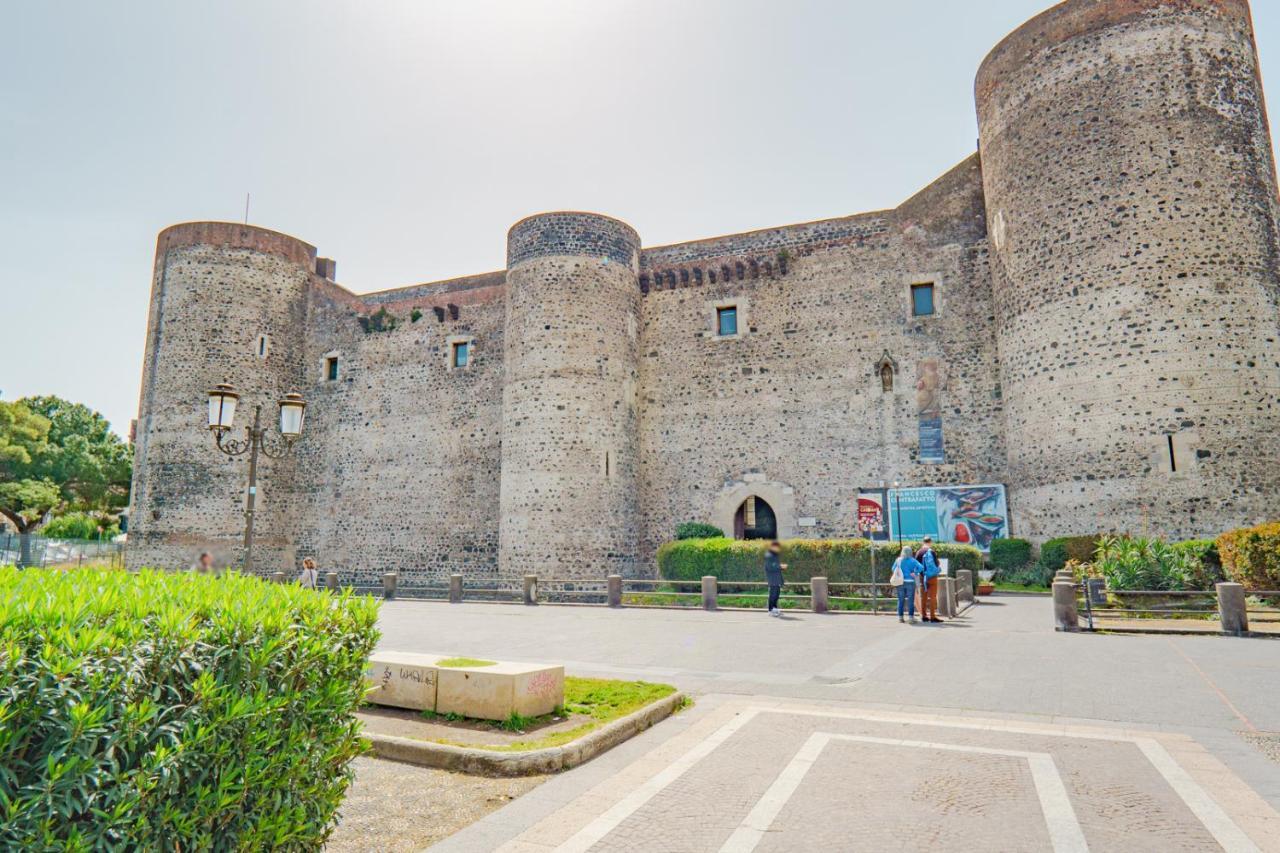 Apartamento Castle Living CTA Exterior foto