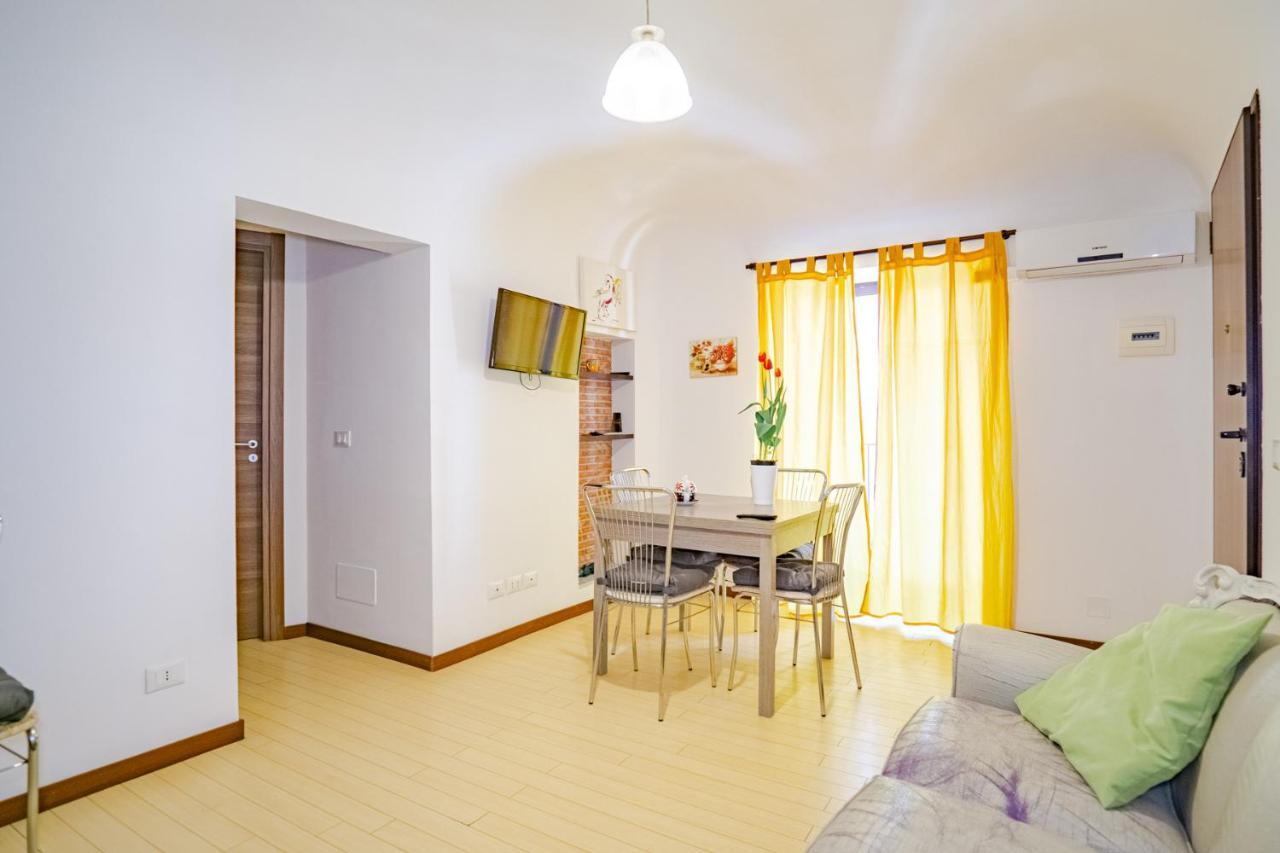 Apartamento Castle Living CTA Exterior foto