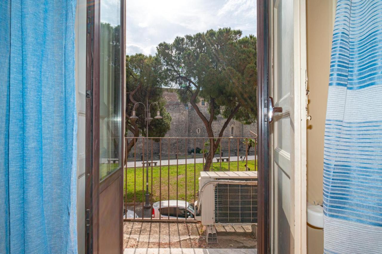 Apartamento Castle Living CTA Exterior foto